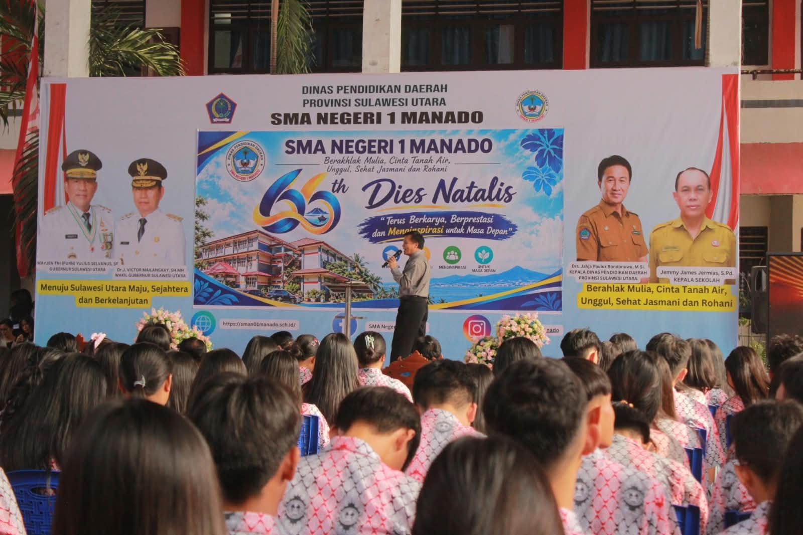 Ibadah Pembukaan Dies Natalis ke 66th SMA Negeri 1 Manado