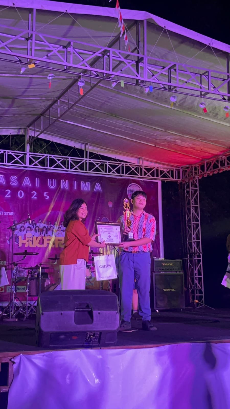 JUARA 1 LOMBA HAPPYOU